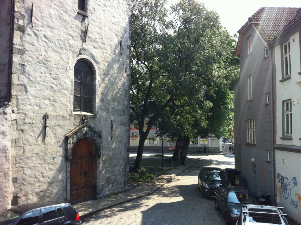 Central Location In The Heart Of Historic Bergen Buitenkant foto