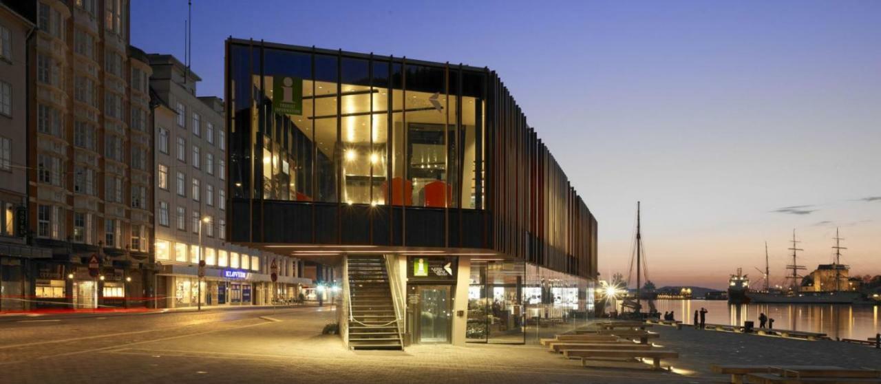 Central Location In The Heart Of Historic Bergen Buitenkant foto